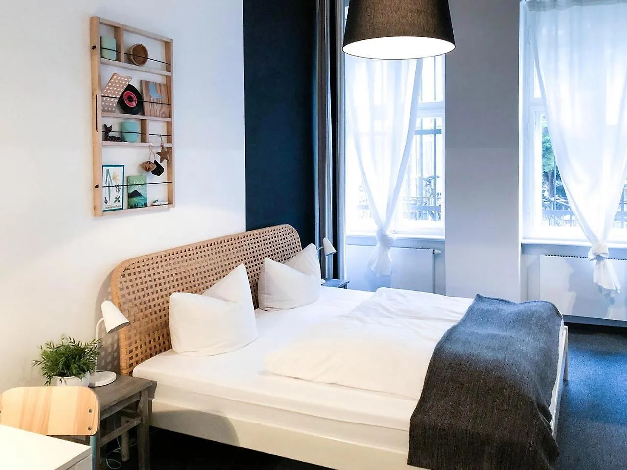 Pension Absolut Berlin 2*,