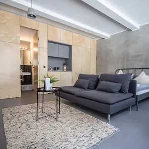 Hotel apartamentowy Nena Metropolpark - Mitte -adult Only, Berlin
