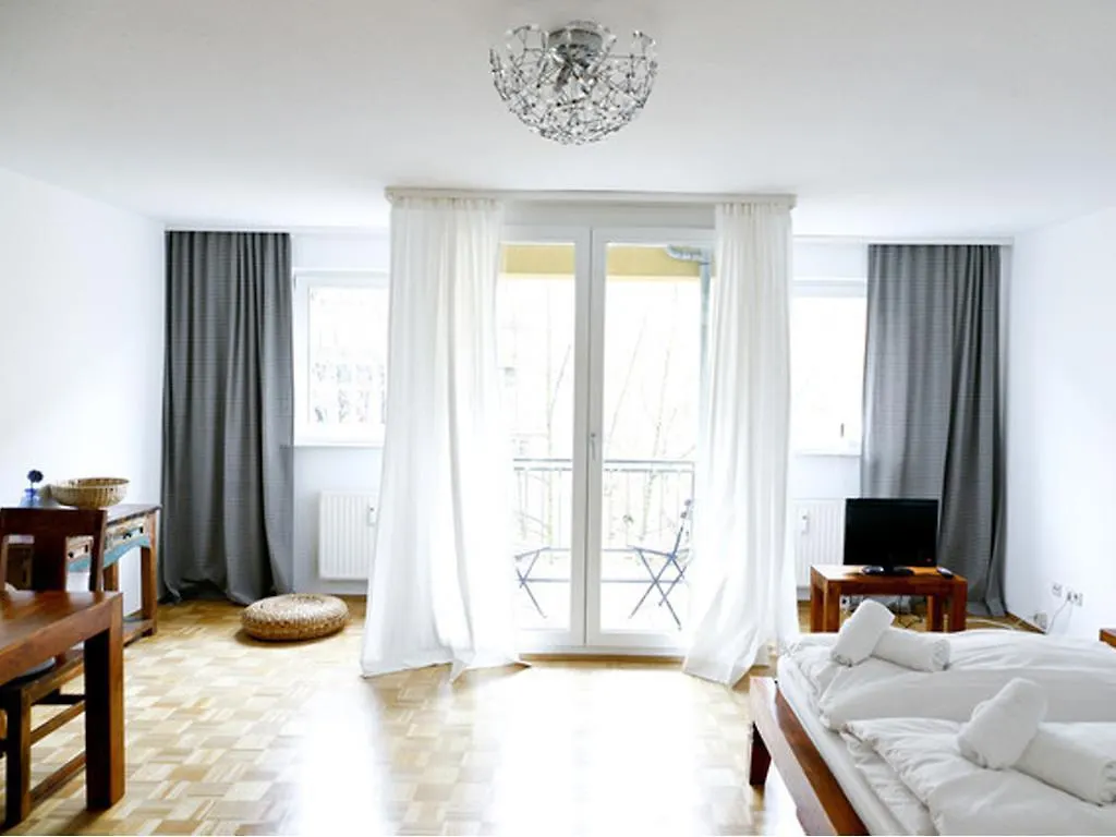 Pension Absolut Berlin Germany