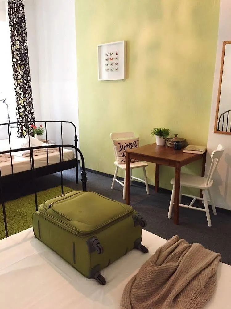 Pension Absolut Berlin Guest house