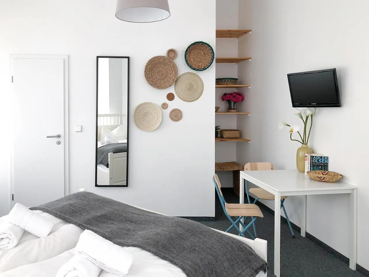 Pension Absolut Berlin 2*,  Germany