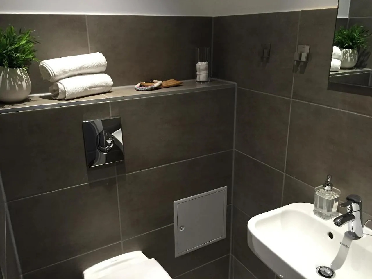 Pension Absolut Berlin 2*,  Germany
